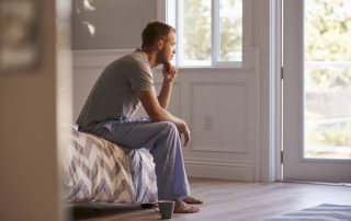 what are the symptoms of chlamydia in men?